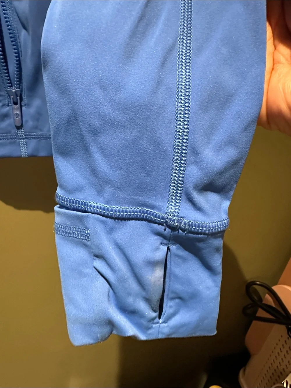 Lululemon Women's Blue Zip up Define Jacket Nulu sz 4